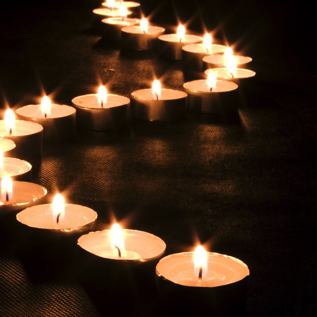 Обои свечи, огонь, волна, candles, fire, wave разрешение 1920x1200 Загрузить