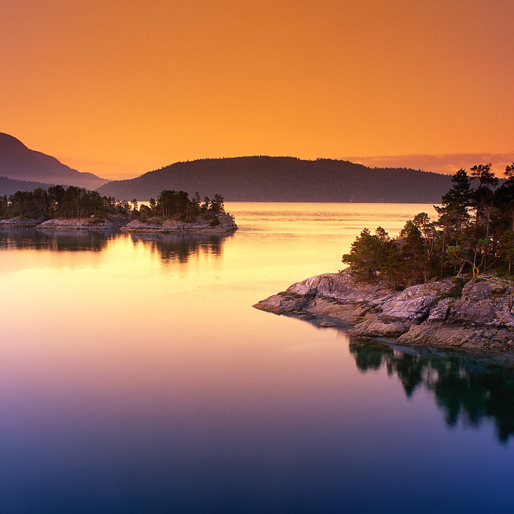 Обои вода, остров, озеро, канада, горы, природа, дерево, закат, пейзаж, камень, water, island, lake, canada, mountains, nature, tree, sunset, landscape, stone разрешение 1920x1200 Загрузить