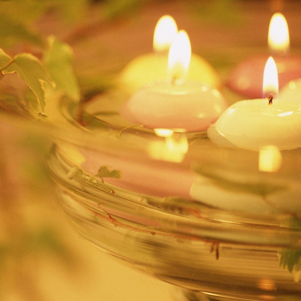 Обои свет, вода, свечи, романтика, растение, тепло, light, water, candles, romance, plant, heat разрешение 1920x1200 Загрузить
