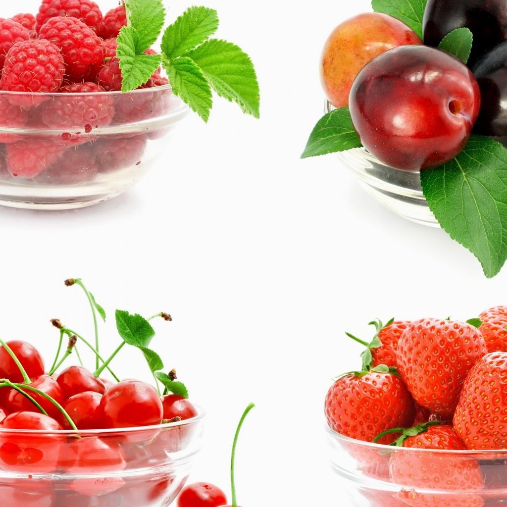 Обои малина, клубника, ягоды, вишня, слива, raspberry, strawberry, berries, cherry, drain разрешение 1920x1200 Загрузить