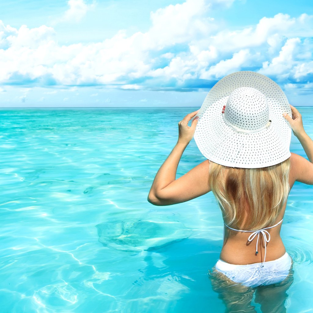 Обои вода, девушка, море, блондинка, шляпа, water, girl, sea, blonde, hat разрешение 2560x1920 Загрузить