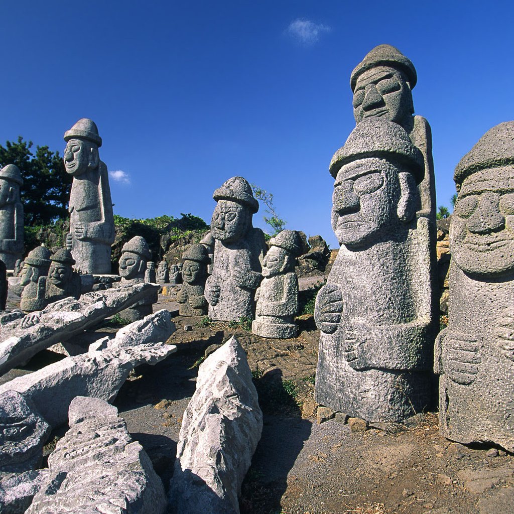 Обои люди, фигуры, статуи, лица, корея, чеджу, каменные, people, figure, statues, face, korea, jeju, stone разрешение 1920x1200 Загрузить