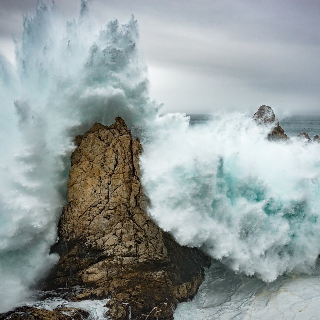 Обои вода, скалы, природа, волны, пейзаж, море, волна, брызги, water, rocks, nature, wave, landscape, sea, squirt разрешение 1920x1200 Загрузить