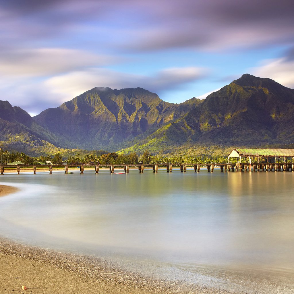 Обои небо, горы, море, пляж, пирс, пальмы, the sky, mountains, sea, beach, pierce, palm trees разрешение 1920x1200 Загрузить