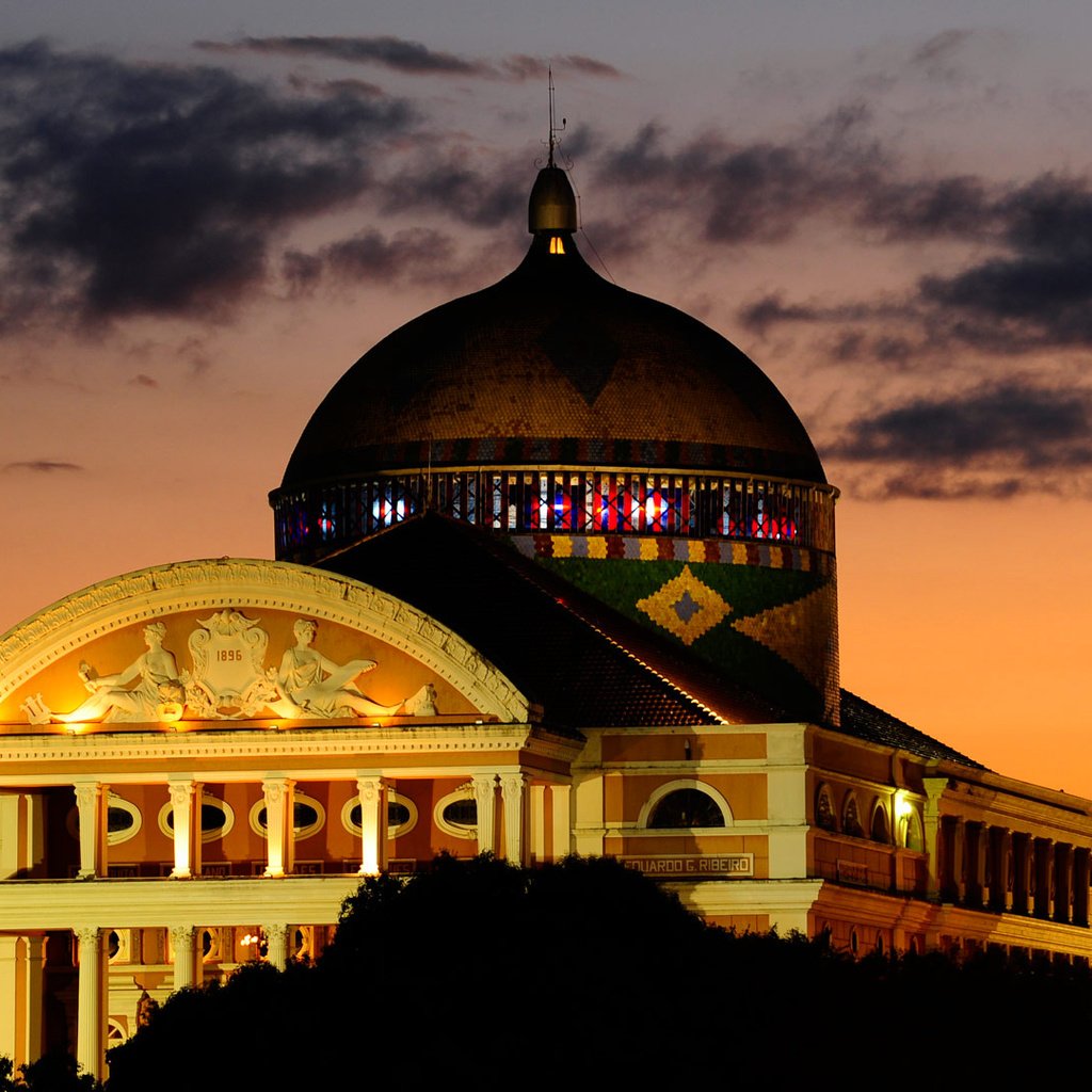 Обои ночь, огни, бразилия, зарево, театр, манаус, амазонас, night, lights, brazil, glow, theatre, manaus, amazonas разрешение 1920x1080 Загрузить