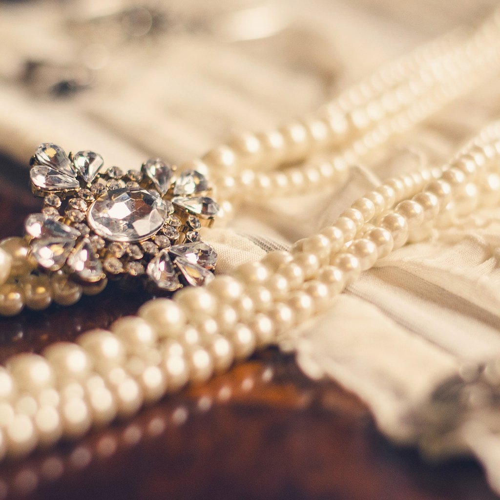Обои украшение, драгоценности, ожерелье, жемчуг, decoration, jewelry, necklace, pearl разрешение 1920x1200 Загрузить