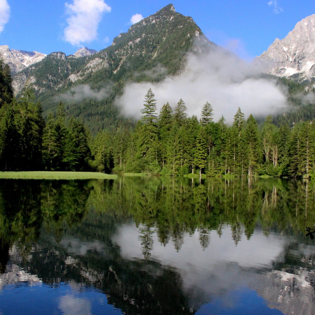 Обои озеро, горы, природа, лес, отражение, пейзаж, lake, mountains, nature, forest, reflection, landscape разрешение 3840x2400 Загрузить