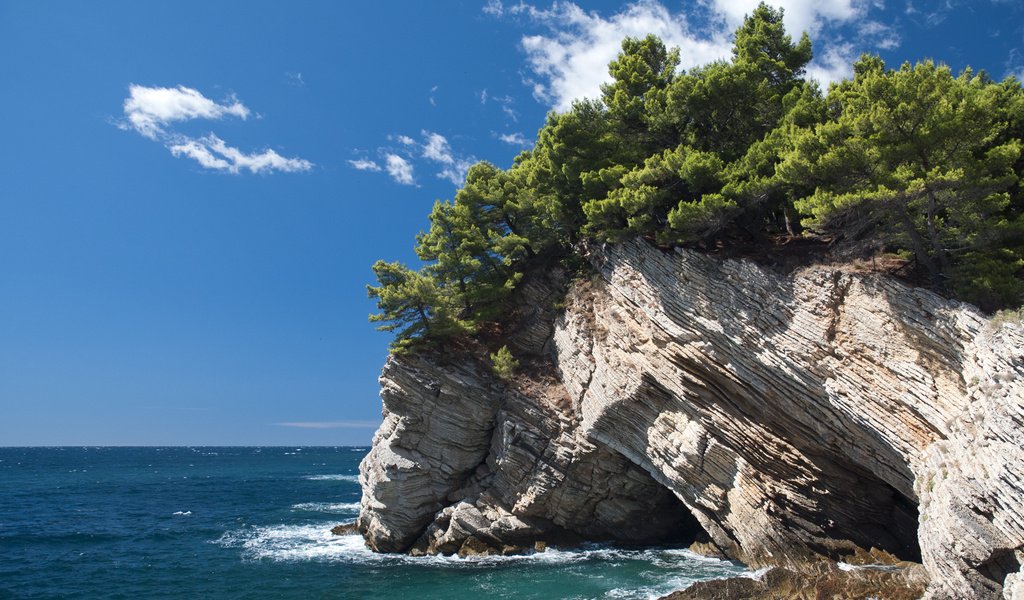 Обои скалы, хорватия, petrovac na moru, rocks, croatia разрешение 2560x1600 Загрузить