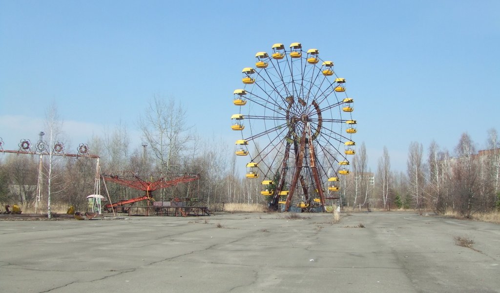 Обои chernobyl -mertvyj -gorod -karusel, chernobyl-mertvyj -gorod -karusel разрешение 2592x1944 Загрузить