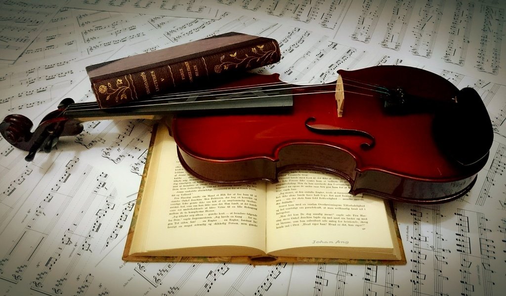 Обои ноты, скрипка, книги, notes, violin, books разрешение 3840x2160 Загрузить