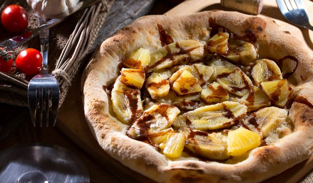 Обои шоколад, банан, ананас, сладкая пицца, chocolate, banana, pineapple, sweet pizza разрешение 2400x1600 Загрузить