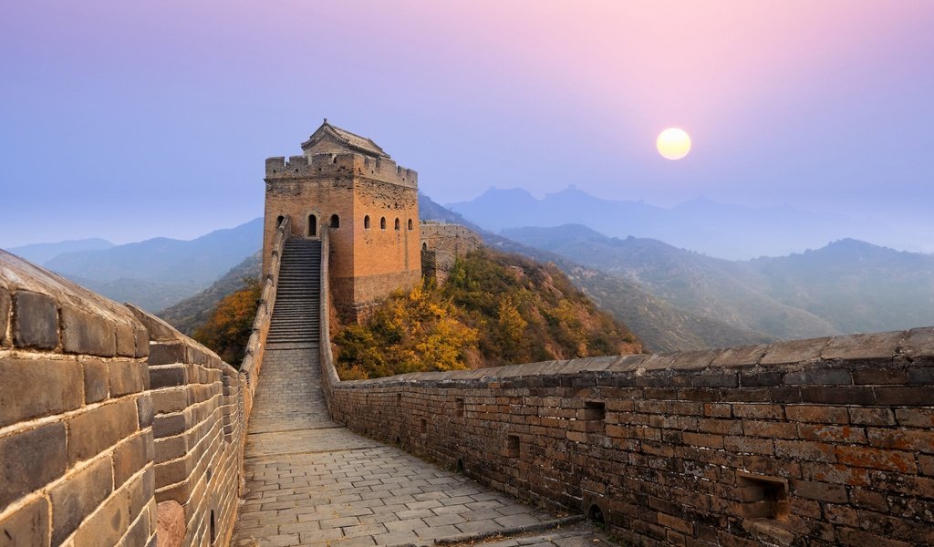 Обои горы, восход, солнце, стена, китай, великая китайская стена, jinshanling great wall, mountains, sunrise, the sun, wall, china, the great wall of china разрешение 2560x1600 Загрузить