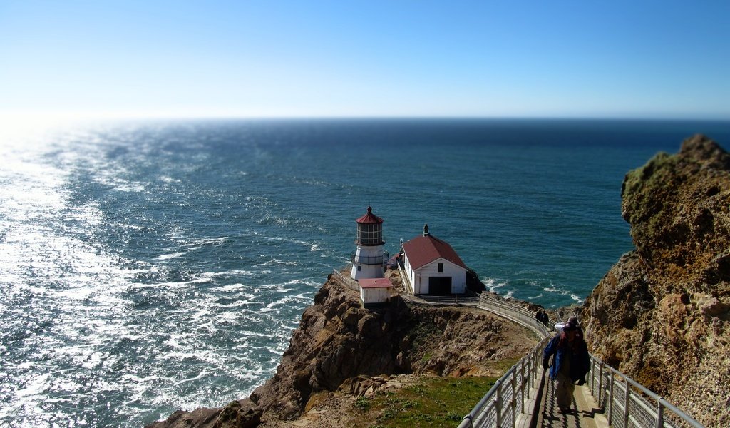 Обои скалы, калифорния, берег, мыс, пейзаж, point reyes, море, маяк, горизонт, залив, океан, rocks, ca, shore, cape, landscape, sea, lighthouse, horizon, bay, the ocean разрешение 4320x3240 Загрузить