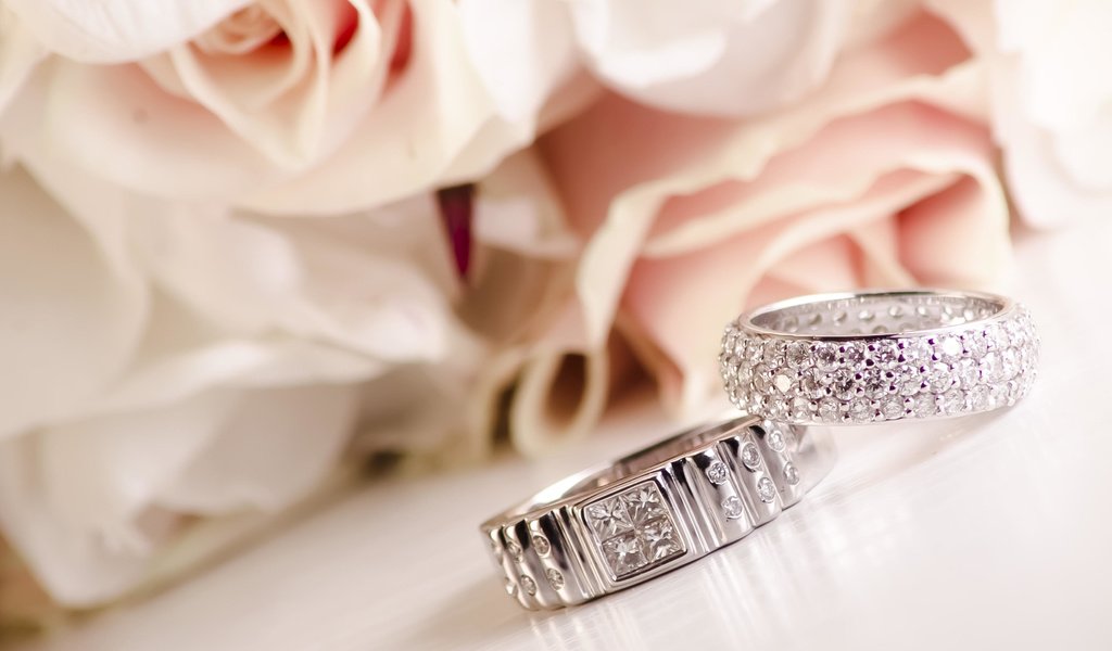 Обои розы, кольца, свадьба, праздник, бриллианты, roses, ring, wedding, holiday, diamonds разрешение 3788x2525 Загрузить