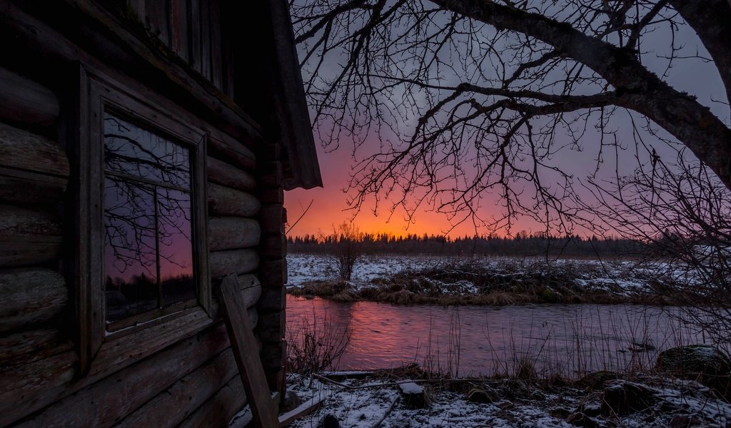 Обои деревья, вода, природа, закат, зима, пейзаж, дом, trees, water, nature, sunset, winter, landscape, house разрешение 2200x1442 Загрузить