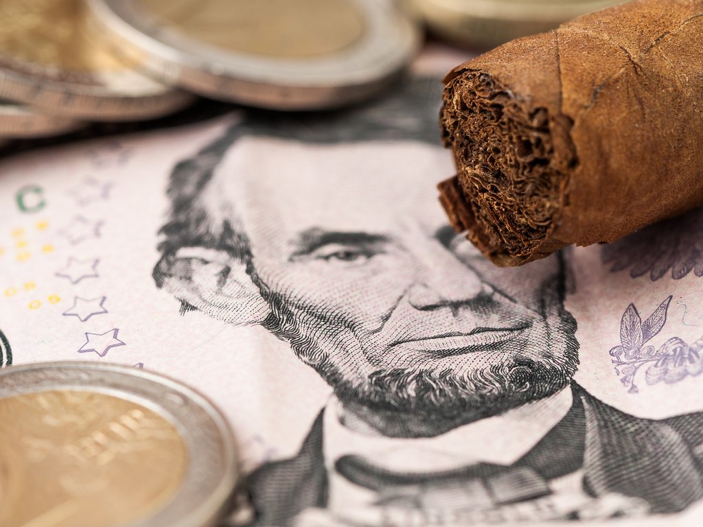 Обои деньги, монеты, доллар, сигара, банкнота, cuban cigar, weltreisendertj, money, coins, dollar, cigar, bill разрешение 4288x2848 Загрузить