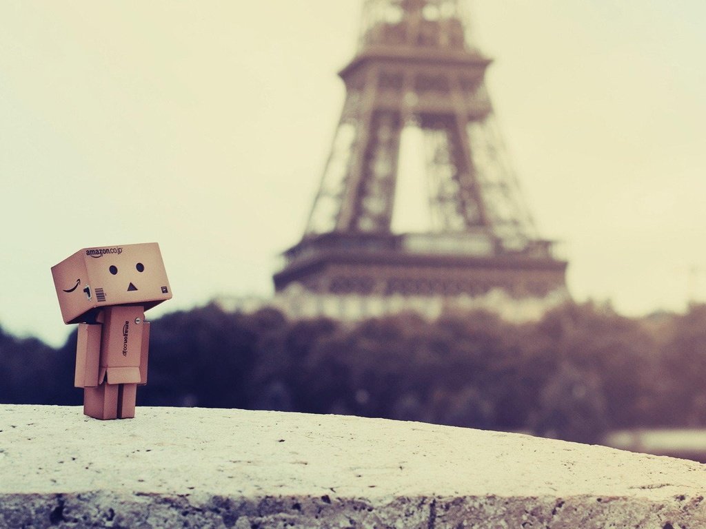 Обои париж, коробка, эйфелева башня, данбо, картонный робот, paris, box, eiffel tower, danbo, cardboard robot разрешение 1920x1200 Загрузить