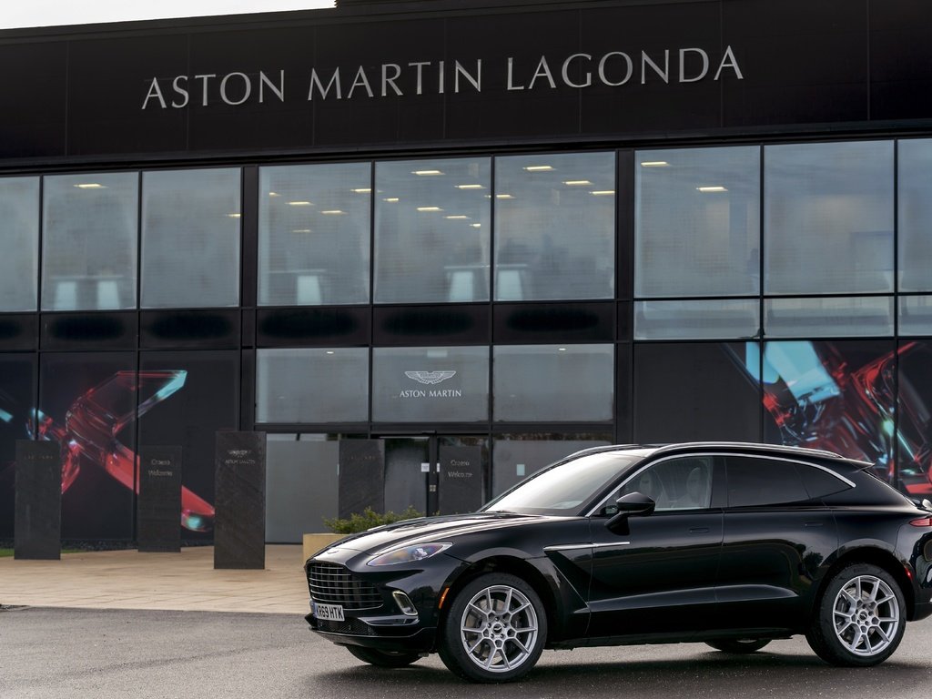 Обои aston, паркетник, suv разрешение 5300x3533 Загрузить