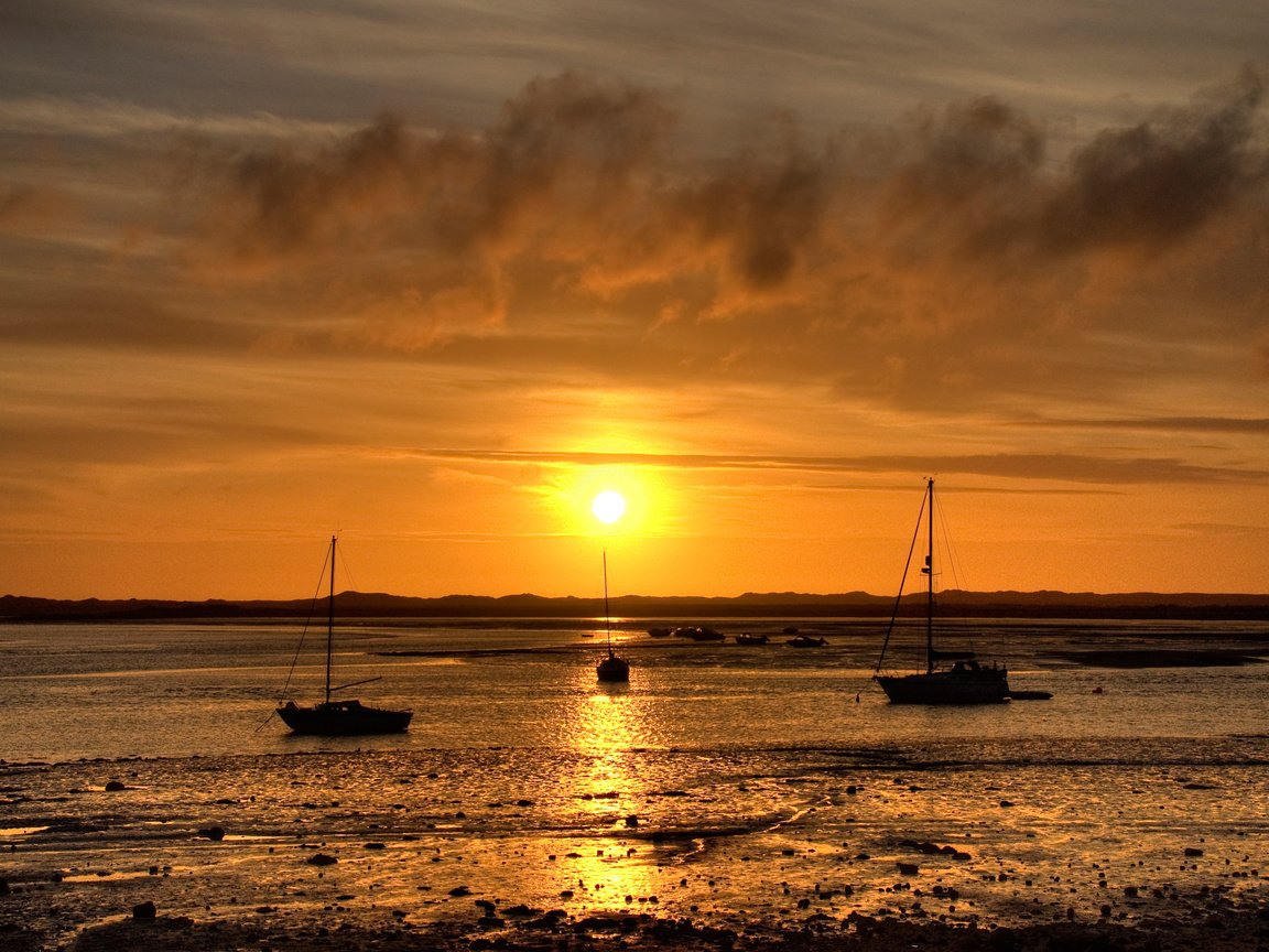 Обои небо, закат, море, яхта, шотландия, the sky, sunset, sea, yacht, scotland разрешение 3873x2410 Загрузить