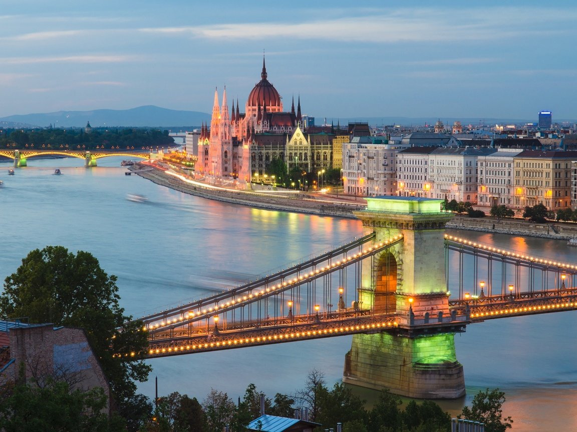 Обои река, мост, город, венгрия, будапешт, river, bridge, the city, hungary, budapest разрешение 2880x1835 Загрузить