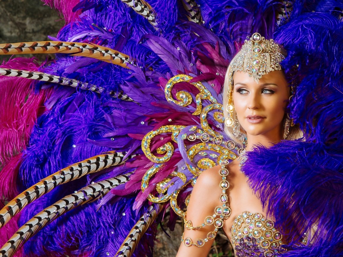 Обои украшения, девушка, перья, наряд, карнавал, decoration, girl, feathers, outfit, carnival разрешение 2048x1315 Загрузить