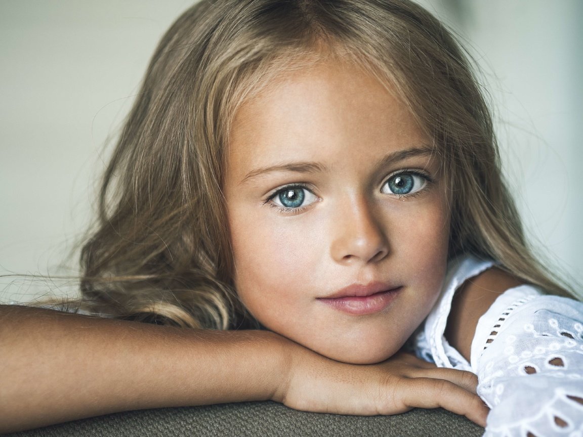 Обои фото, взгляд, девочка, ребенок, кристина пименова, photo, look, girl, child, kristina pimenova разрешение 6144x4088 Загрузить