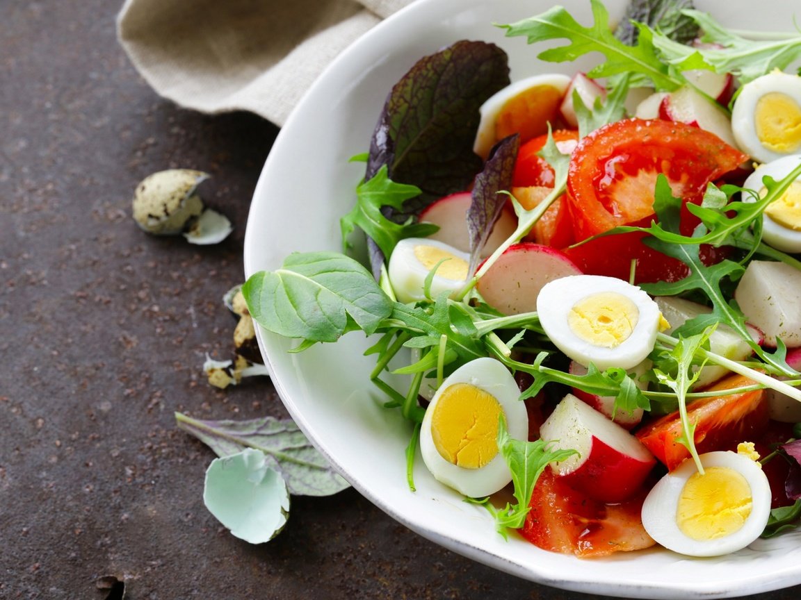 Обои овощи, помидоры, яйцо, салат, редис, руккола, vegetables, tomatoes, egg, salad, radishes, arugula разрешение 1920x1280 Загрузить