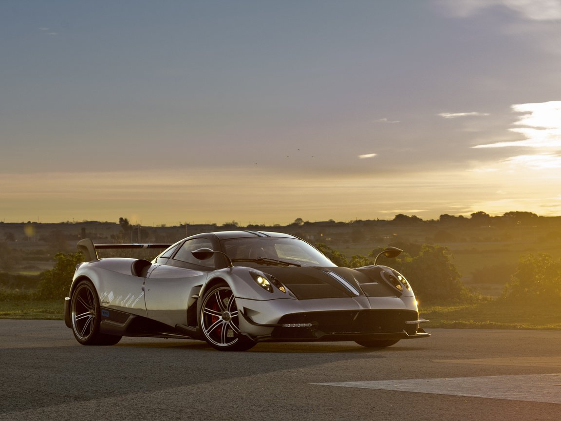 Обои дорога, вид сбоку, пагани, huayra, road, side view, pagani разрешение 3872x2581 Загрузить