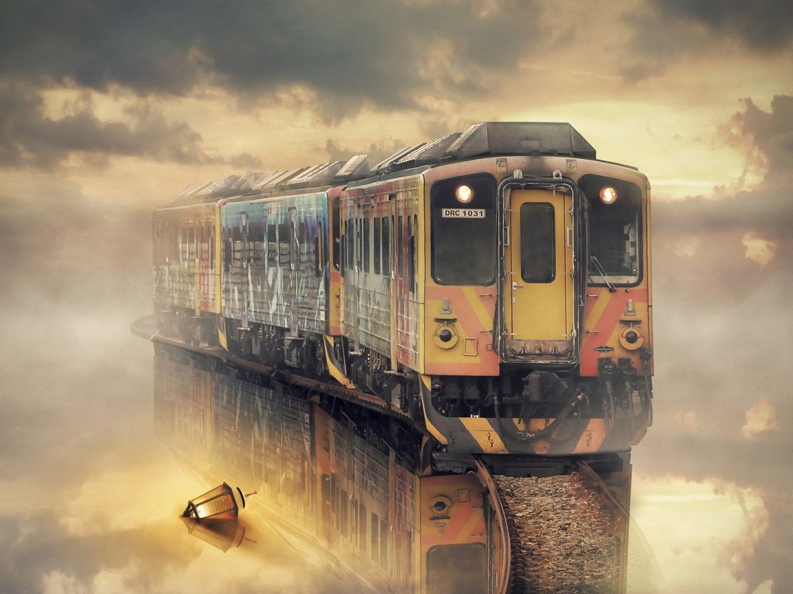 Обои тучи, туман, лампа, поезд, clouds, fog, lamp, train разрешение 2560x1600 Загрузить