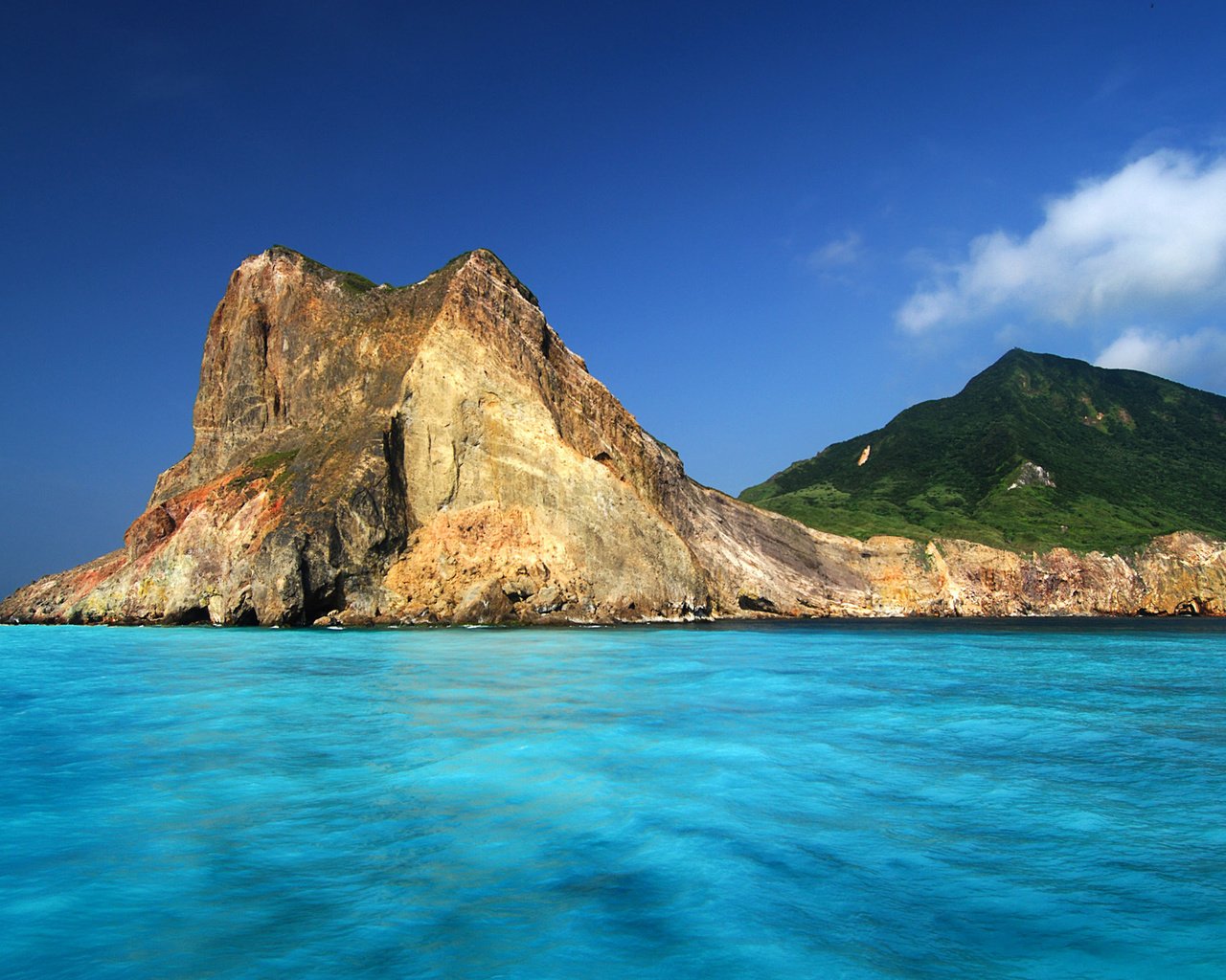 Обои небо, вода, скалы, океан, тайланд, the sky, water, rocks, the ocean, thailand разрешение 1920x1200 Загрузить