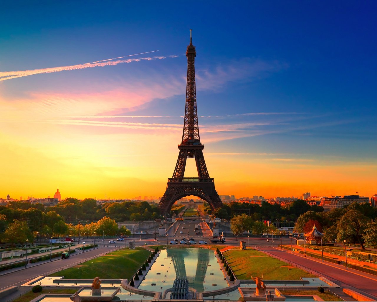 Обои небо, восход, город, париж, эйфелева башня, the sky, sunrise, the city, paris, eiffel tower разрешение 7600x5066 Загрузить