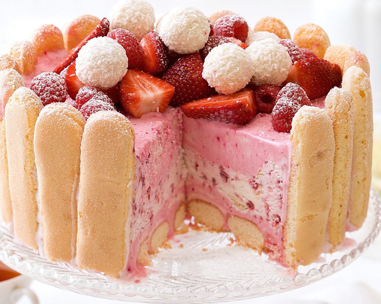 Обои клубника, торт, десерт, пирожное, strawberry, cake, dessert разрешение 2560x1600 Загрузить