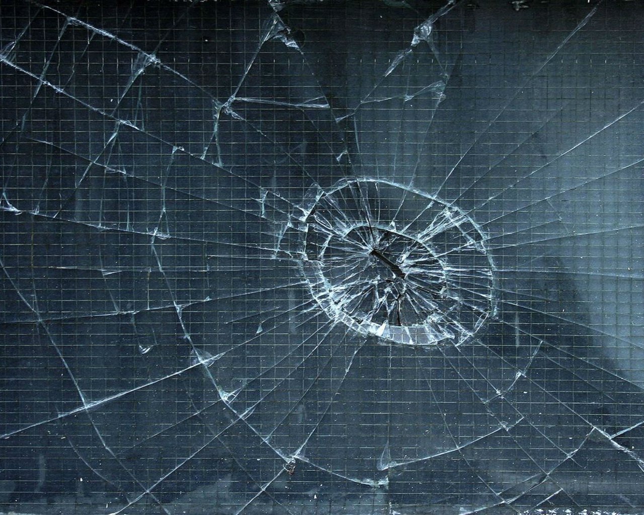 Обои обои, трещины, стекло, разбитое стекло, wallpaper, cracked, glass, broken glass разрешение 1920x1200 Загрузить