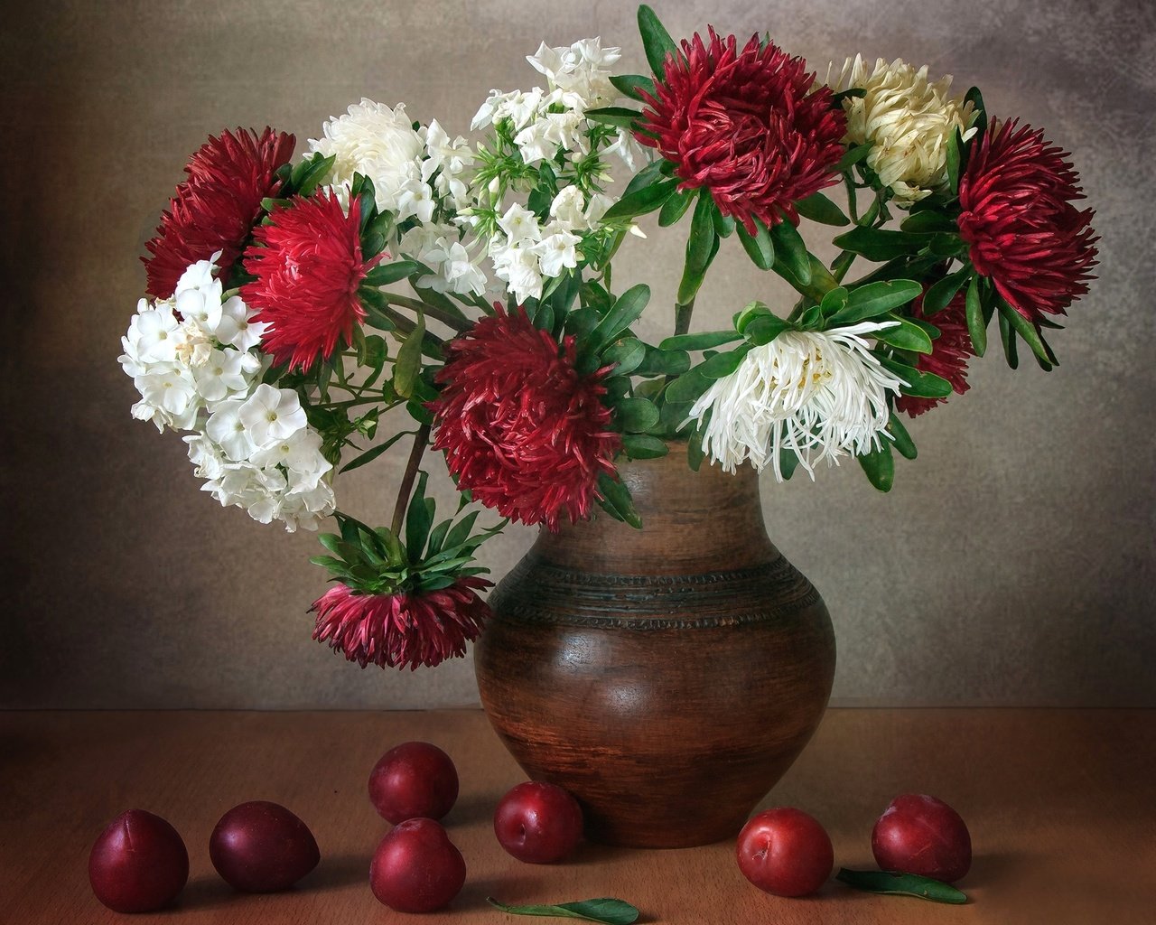 Обои букет, кувшин, алыча, астры, флоксы, bouquet, pitcher, plum, asters, phlox разрешение 2000x1502 Загрузить