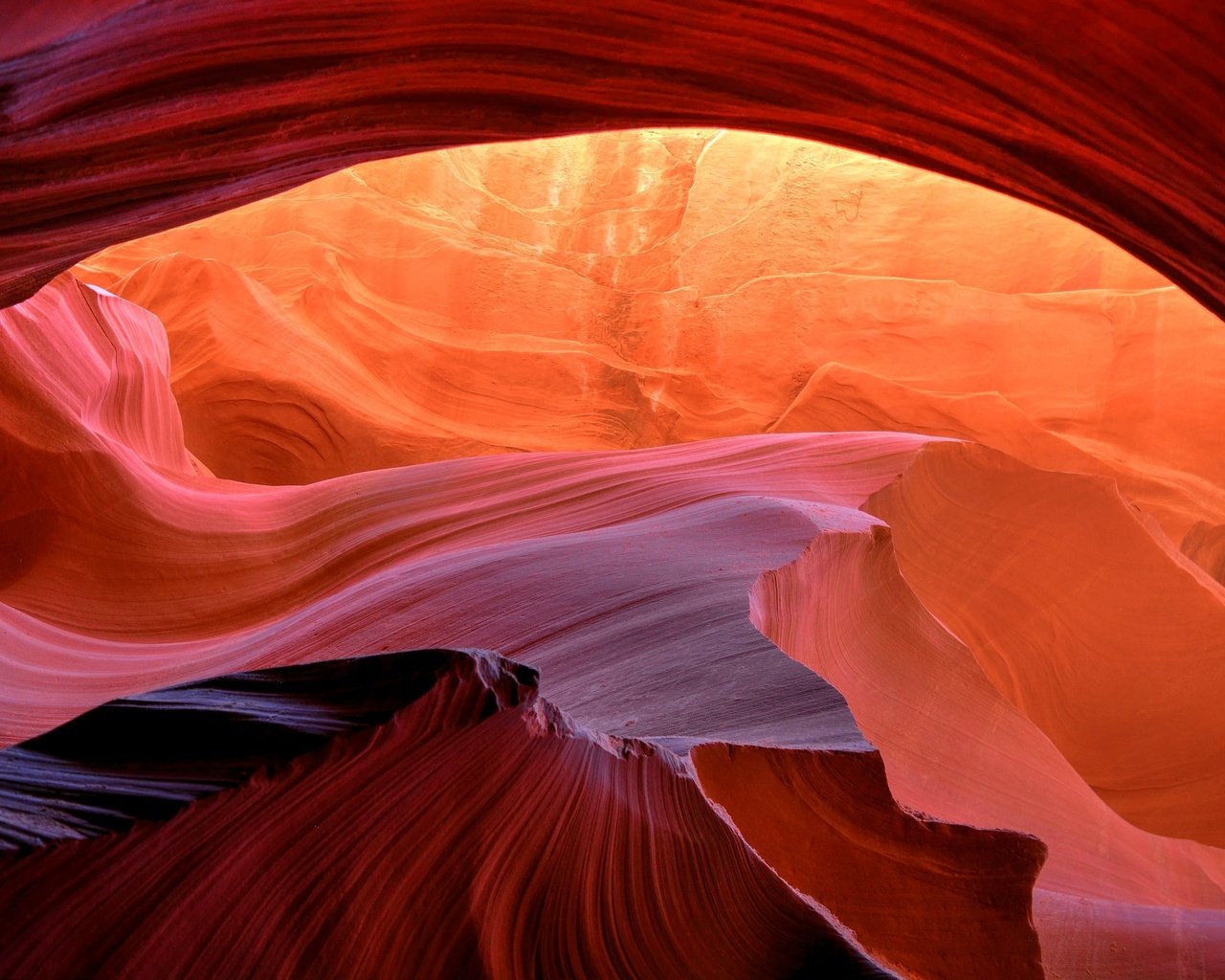 Обои скалы, каньон, сша, ущелье, каньон антилопы, аризона, rocks, canyon, usa, gorge, antelope canyon, az разрешение 2048x1365 Загрузить