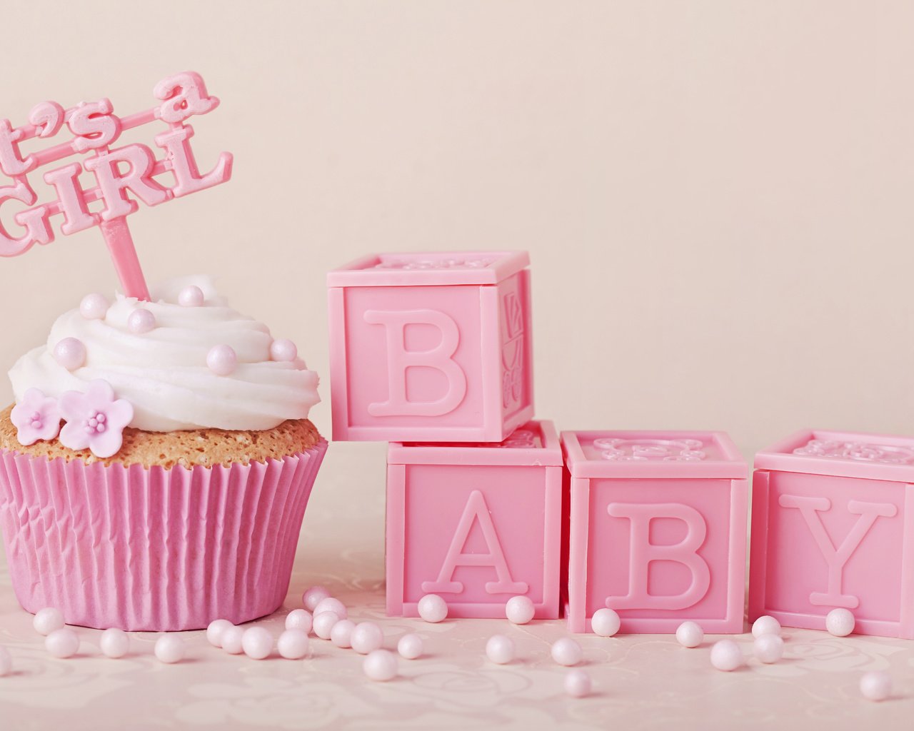 Обои pink-delicate-baby-cupcake разрешение 5616x3744 Загрузить