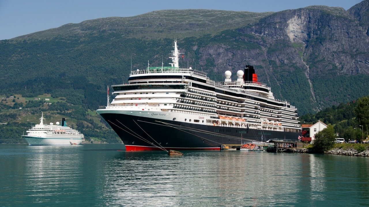 Обои природа, корабли, красиво, лайнер, тема, queen mary 2, горы., куин мэри, nature, ships, beautiful, liner, the theme, mountains., queen mary разрешение 1920x1200 Загрузить