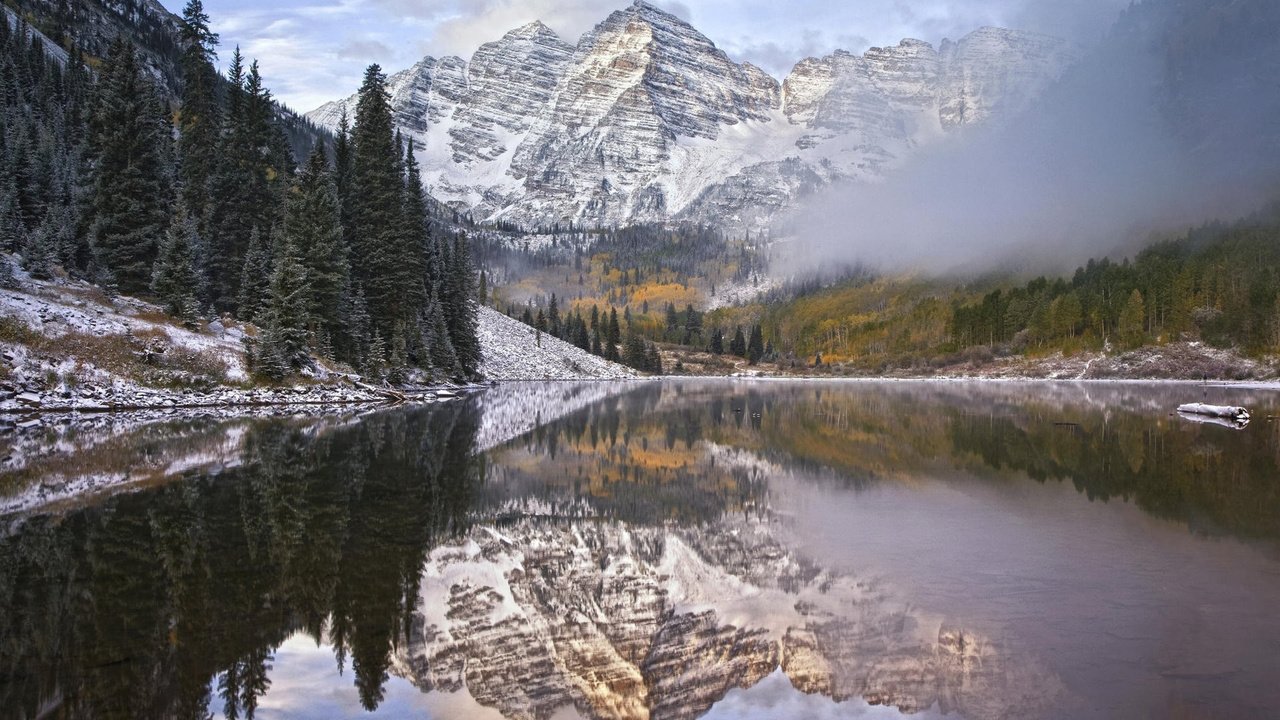 Обои озеро, горы, снег, природа, лес, зима, отражение, пейзаж, lake, mountains, snow, nature, forest, winter, reflection, landscape разрешение 1920x1200 Загрузить