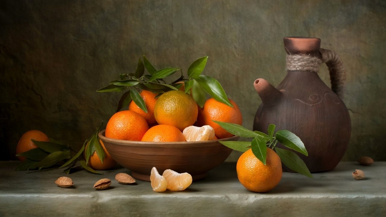 Обои фрукты, кувшин, мандарины, натюрморт, цитрусы, миндаль, fruit, pitcher, tangerines, still life, citrus, almonds разрешение 1920x1264 Загрузить