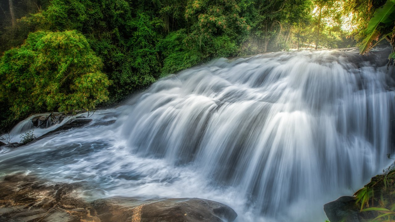 Обои вода, камни, водопад, поток, мох, water, stones, waterfall, stream, moss разрешение 2048x1303 Загрузить