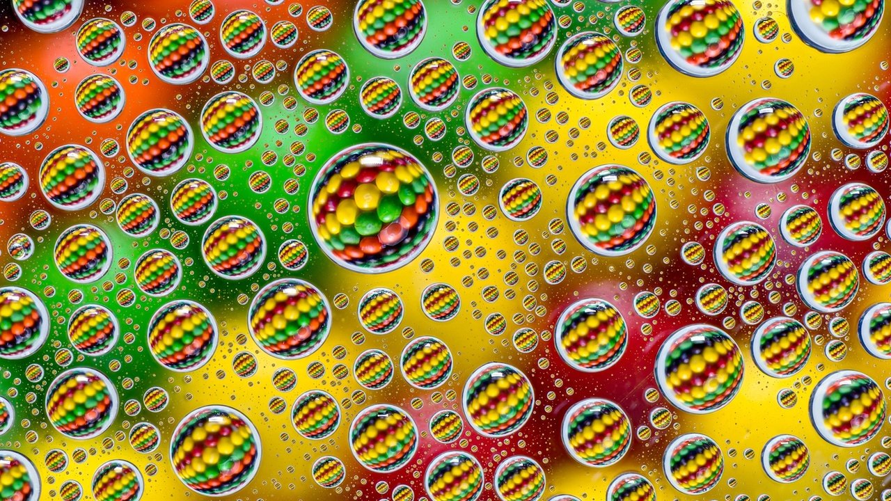 Обои фон, капли, цвет, радуга, круги, кегли, rob collins, background, drops, color, rainbow, circles, skittles разрешение 2048x1365 Загрузить