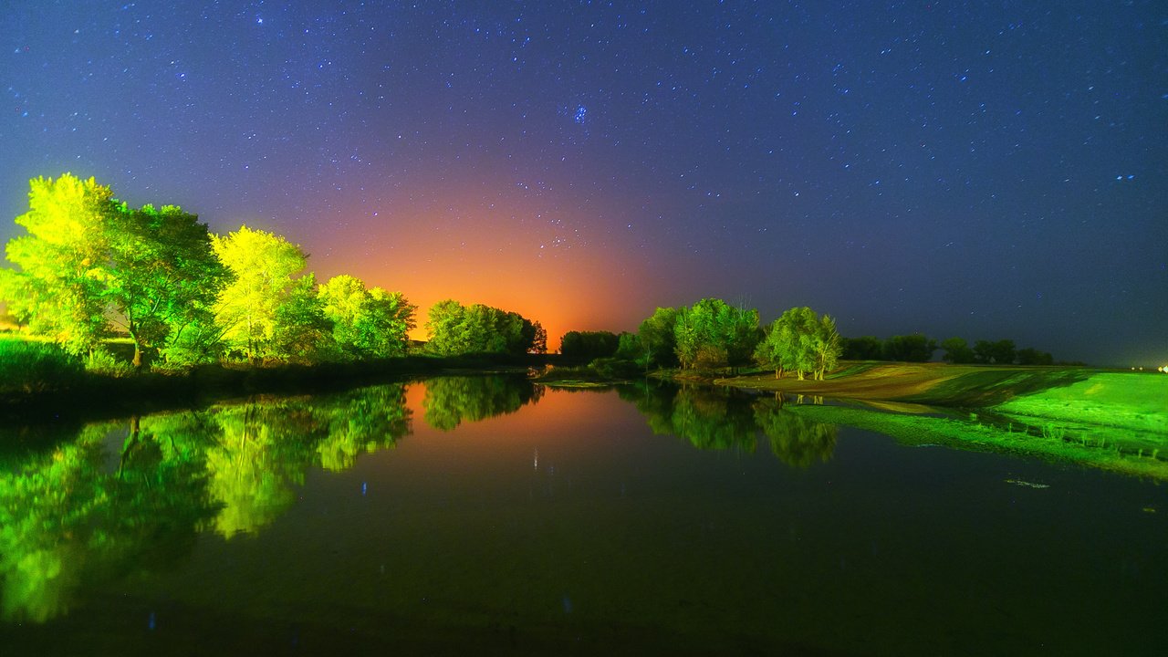 Обои деревья, река, природа, закат, отражение, звезды, тишина, trees, river, nature, sunset, reflection, stars, silence разрешение 2472x1698 Загрузить