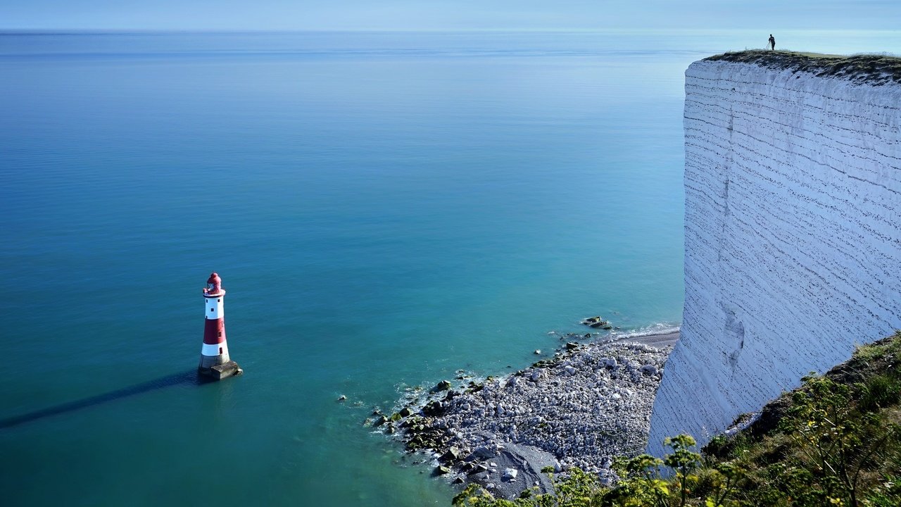 Обои берег, море, маяк, англия, соединенное королевство, beachy head, shore, sea, lighthouse, england, united kingdom разрешение 2048x1365 Загрузить