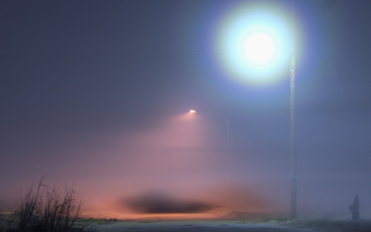 Обои туман, фонарь, освещение, fog, lantern, lighting разрешение 1920x1440 Загрузить
