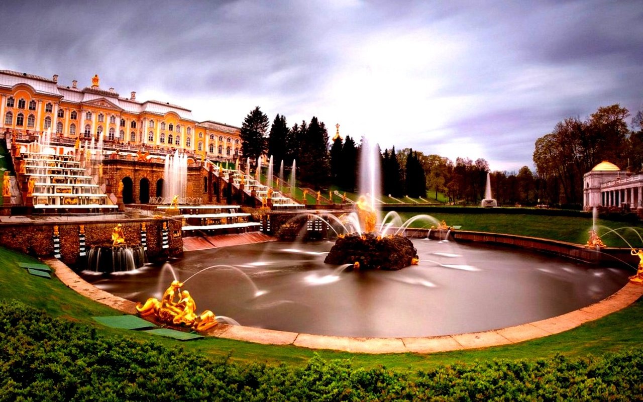 Обои фонтан, дворец, фонтаны, fountain, palace, fountains разрешение 2132x1080 Загрузить