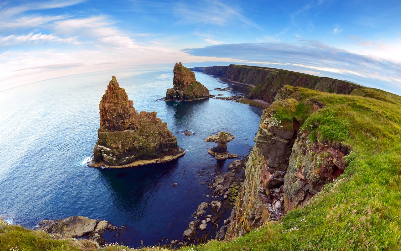 Обои скалы, duncansby stacks, caithness, море, горизонт, побережье, обрыв, шотландия, утес, северное море, rocks, sea, horizon, coast, open, scotland, rock, north sea разрешение 2560x1600 Загрузить