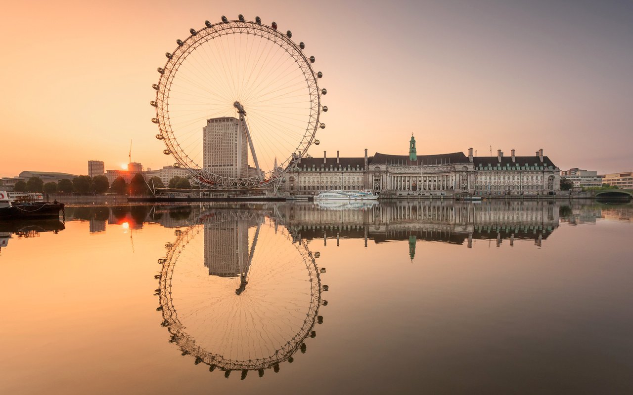 Обои небо, london eye, вода, закат, отражение, лондон, дома, англия, колесо, the sky, water, sunset, reflection, london, home, england, wheel разрешение 2048x1463 Загрузить