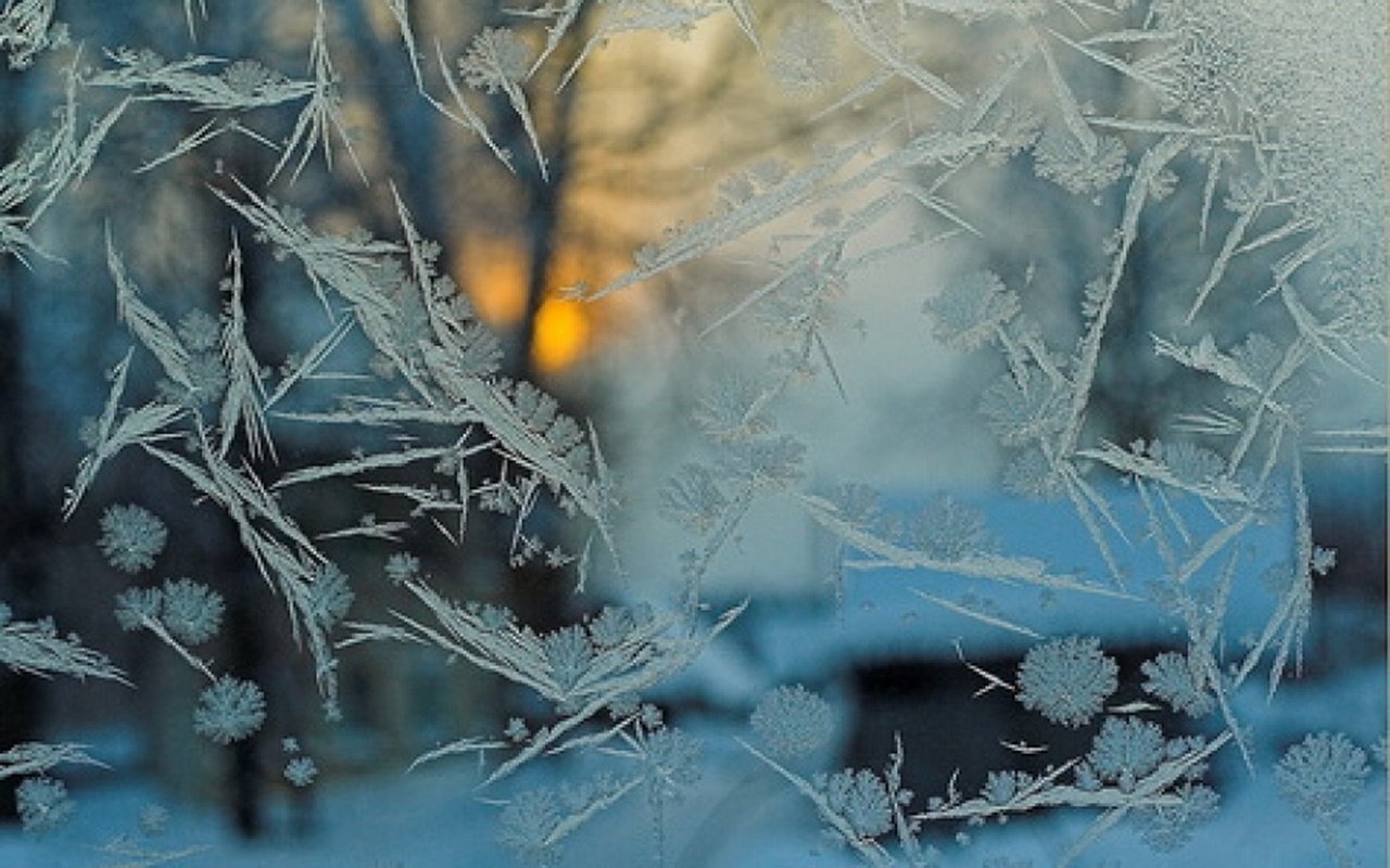 Обои текстура, зима, мороз, узоры, стекло, texture, winter, frost, patterns, glass разрешение 1947x1536 Загрузить