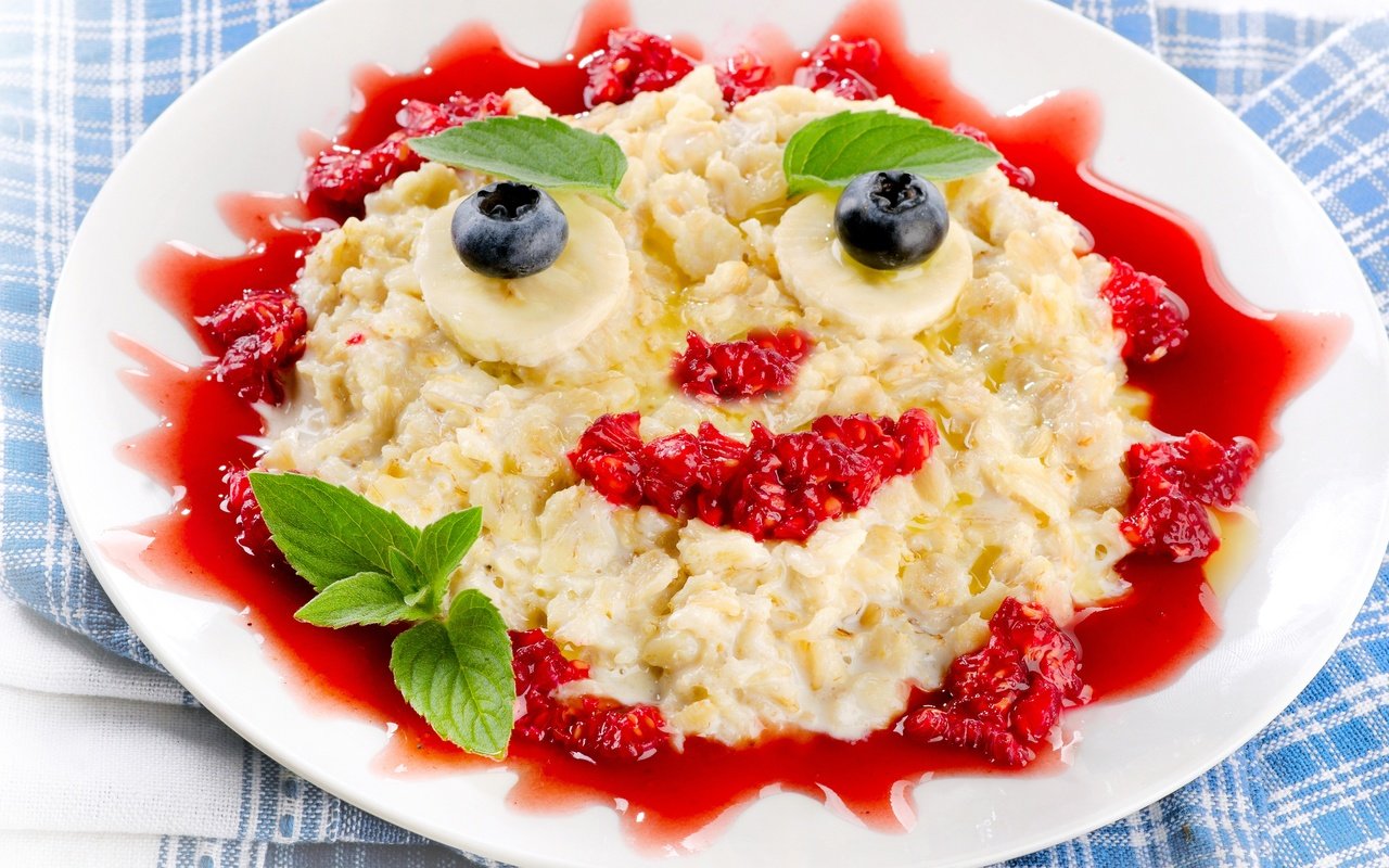 Обои мята, черника, завтрак, смайлик, каша, варенье, mint, blueberries, breakfast, smiley, porridge, jam разрешение 4000x2780 Загрузить