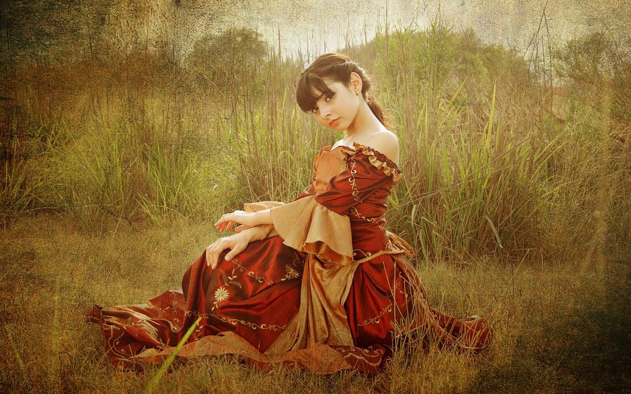 Обои трава, девушка, платье, взгляд, волосы, лицо, лужайка, grass, girl, dress, look, hair, face, lawn разрешение 2560x1600 Загрузить